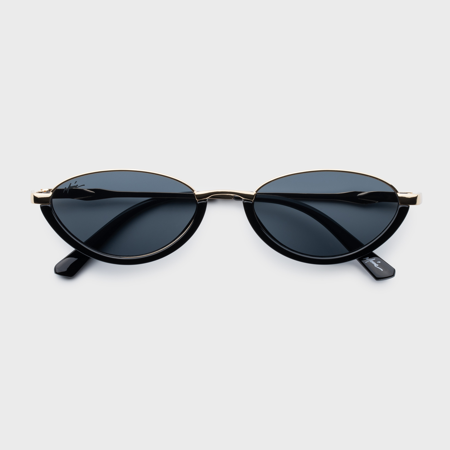 MARIÉE - Feature Black-Gold
